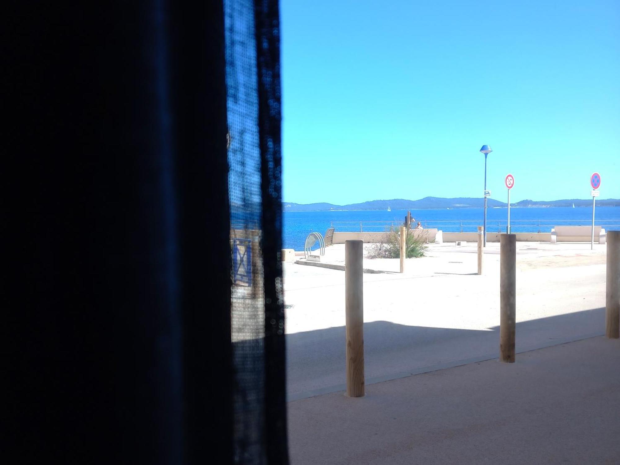 La Tour Fondue Appartement Vue Mer Grand T2 Face A Porquerolles Drap Serviette Non Fournis Hyères Екстериор снимка